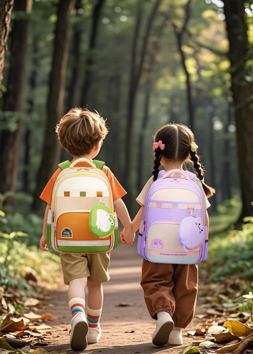 شنطة أطفال مقاومة للماء بظهر مريح