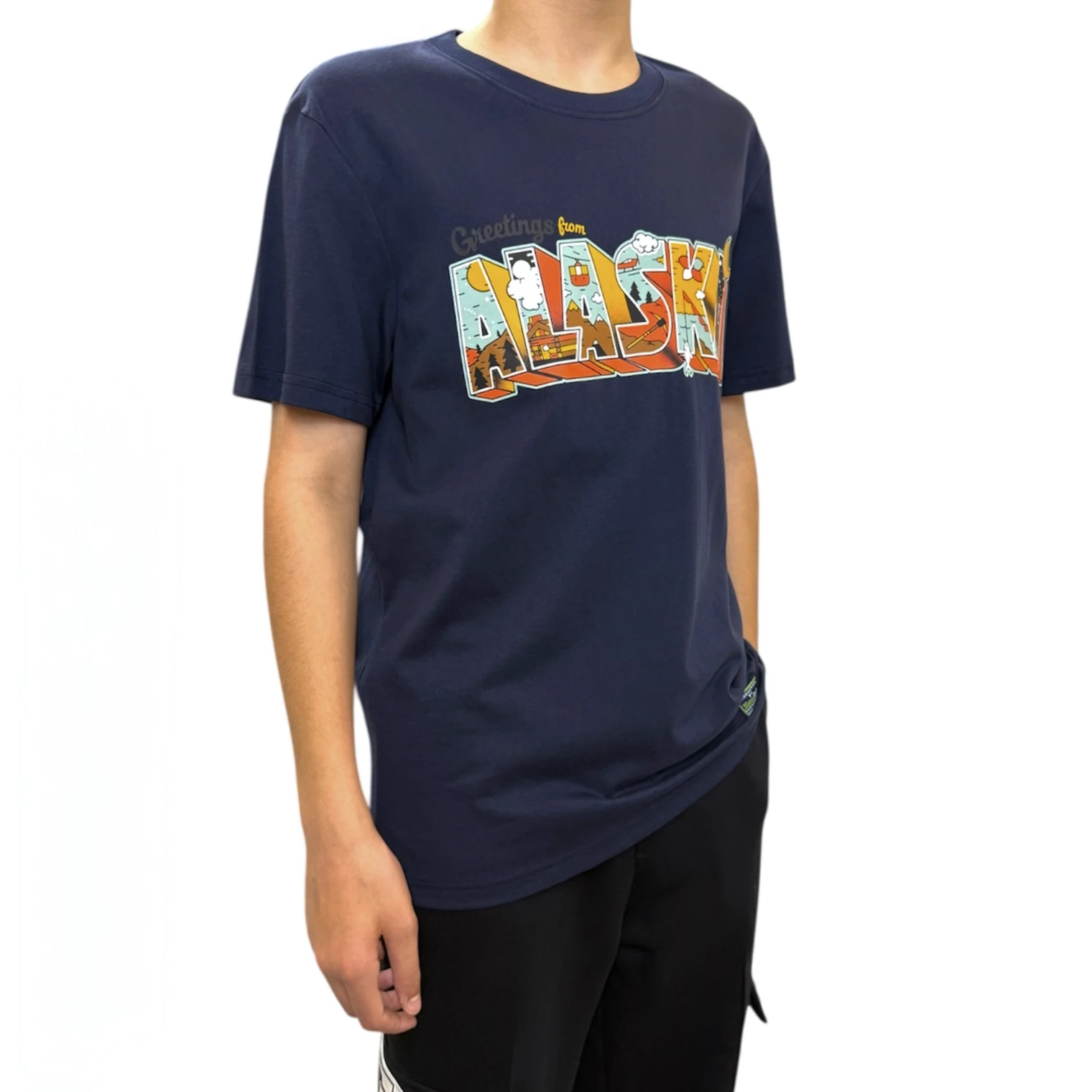 تيشرت رجالي بتصميم مميز