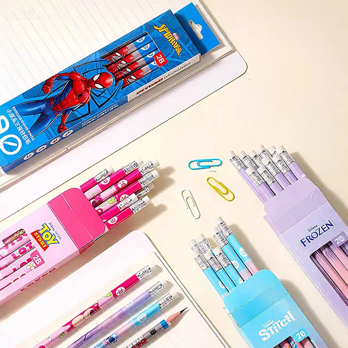 أقلام رصاص 2B بتصميم شخصيات مشهورة