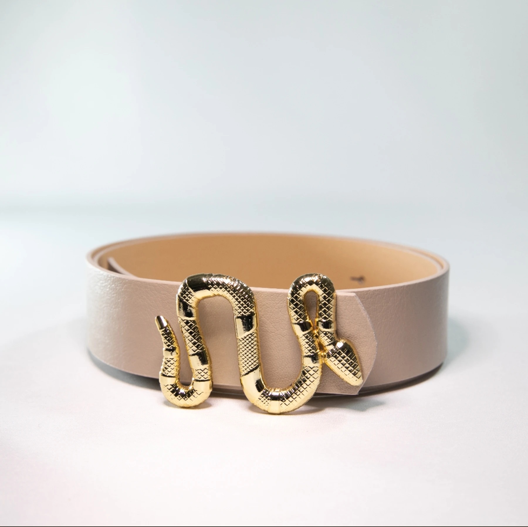 حزام جلد بيج فاخر