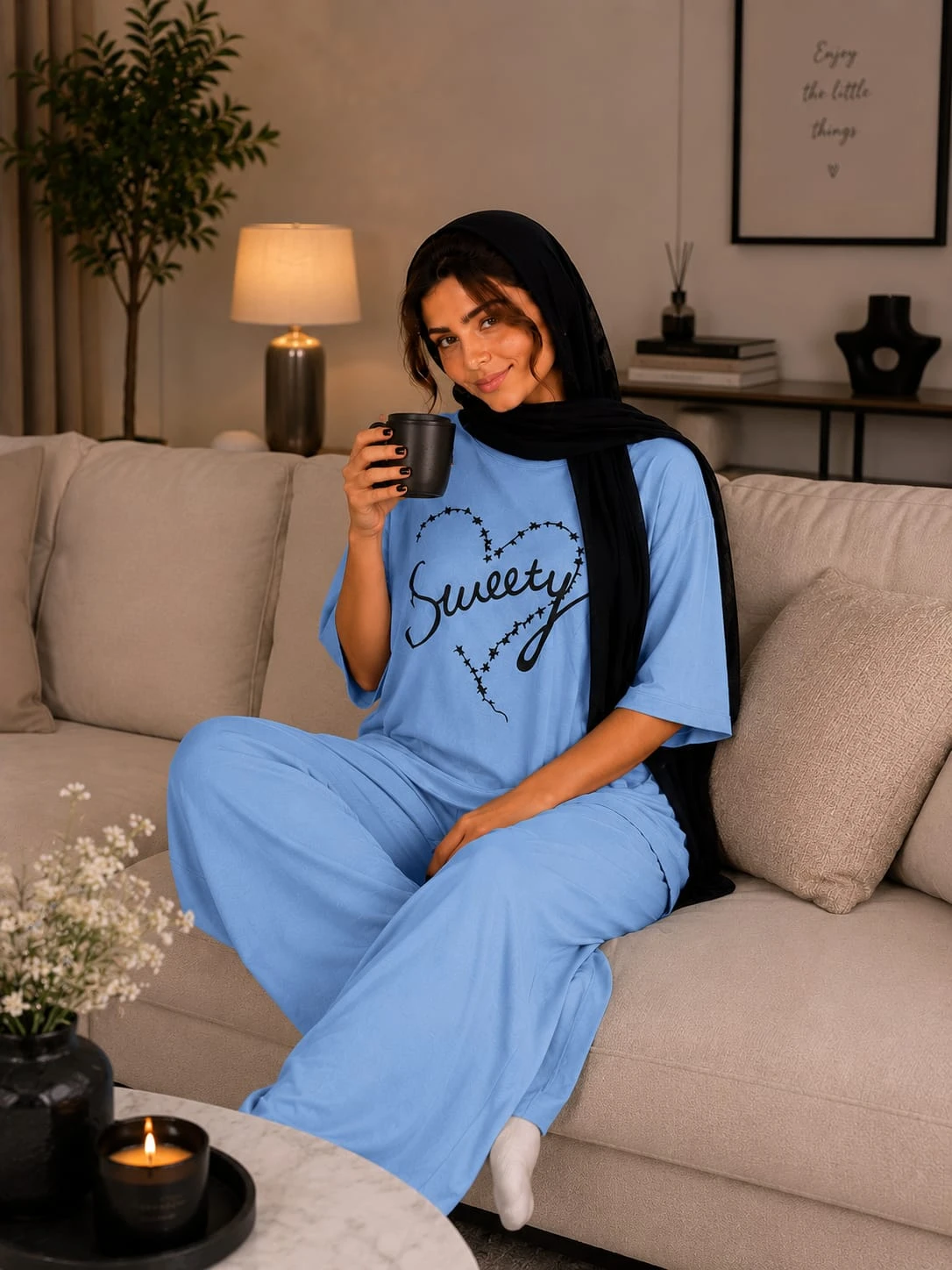 بيجامه منزليه مريحه وانيقه تيشيرت مخطط وبنطلون واسع بخصر مطاطي